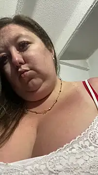 Chloee ep online show from 10.26.25