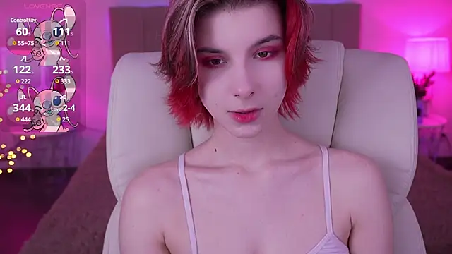 Snapshot of HaylaAmber chatting on 02.04.25 HaylaAmber online show from 02.04.25