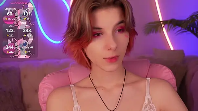 Snapshot of HaylaAmber chatting on 02.14.25 HaylaAmber online show from 02.14.25