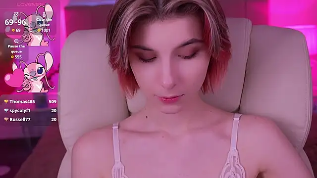 Snapshot of HaylaAmber chatting on 02.16.25 HaylaAmber online show from 02.16.25