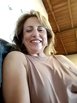 almaluna7 online show from 12.10.24