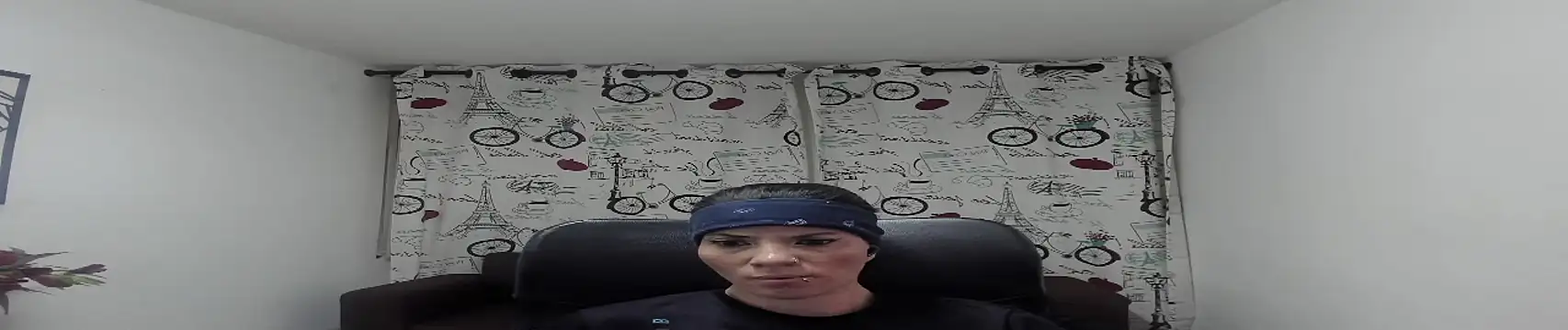 DanaaRey online show from 10.16.25