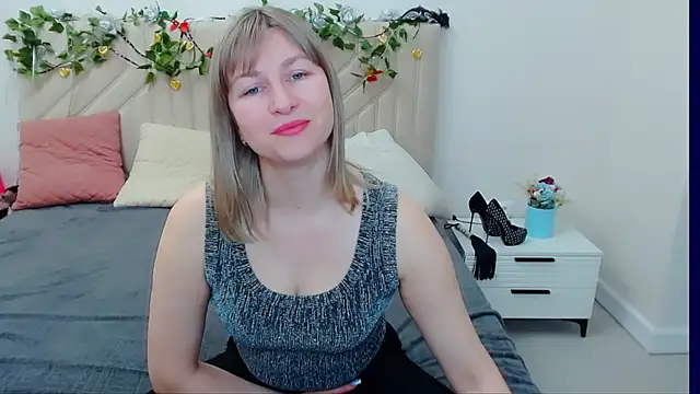 Snapshot of Incredible_Ariela chatting on 03.03.26 Incredible Ariela online show from 03.03.26