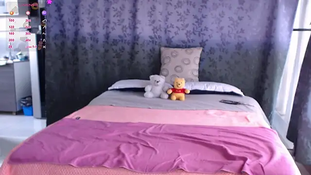 Snapshot of miia-big1boobs_ chatting on 02.26.26 miia-big1boobs online show from 02.26.26