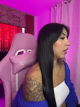 Tamara Roberts1 online show from 02.08.25