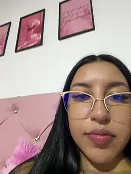 Tamara Roberts1 online show from 03.08.25