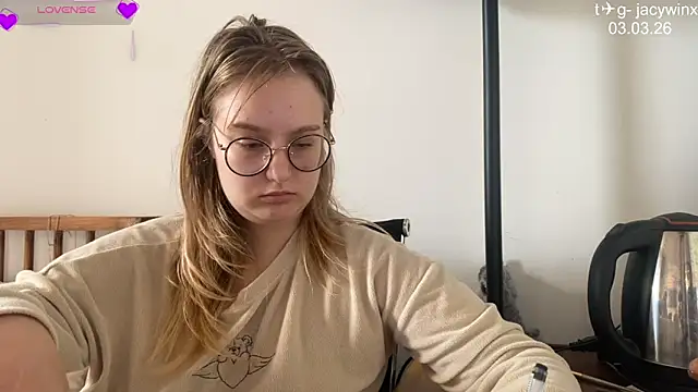 JacyWinslat online show from 03.04.26