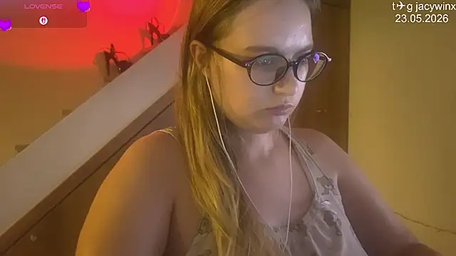Snapshot of JacyWinslat chatting on 05.23.26 JacyWinslat online show from 05.23.26