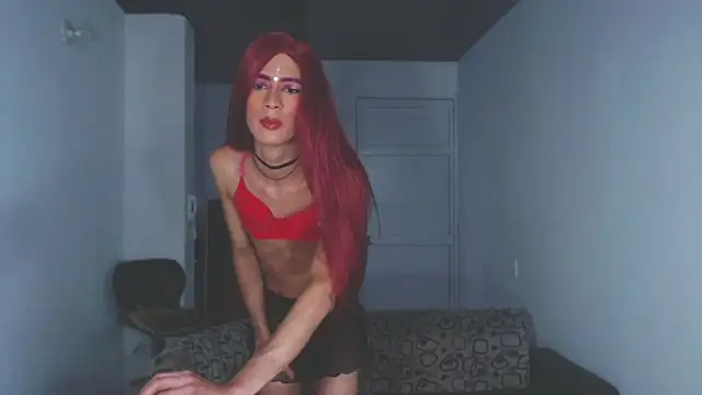 Snapshot of DOMINANTE_KLOE_ chatting on 01.10.25 DOMINANTE KLOE online show from 01.10.25