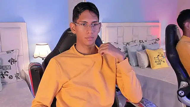 Nick Collins18 online show from 10.13.25