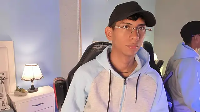 Nick Collins18 online show from 10.21.25