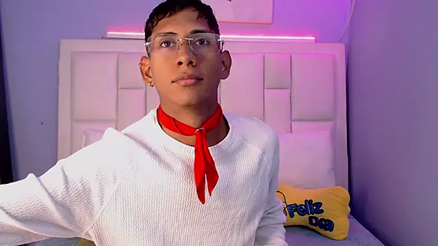 Nick Collins18 online show from 02.02.26