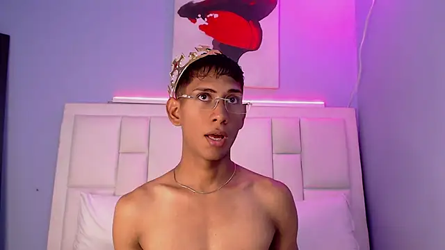 Nick Collins18 online show from 02.05.26