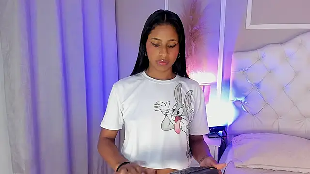 Snapshot of evelyn_evony chatting on 12.24.24 evelyn evony online show from 12.24.24