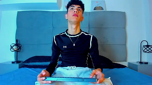 NeoRaptis online show from 02.18.25