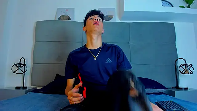 NeoRaptis online show from 02.26.25