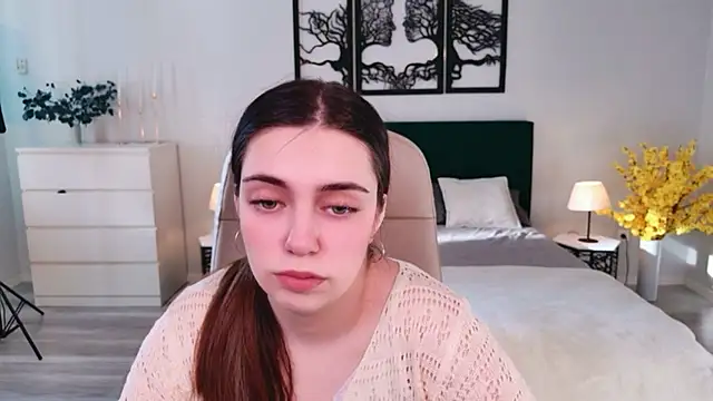 DaniellaLovely online show from 02.04.26