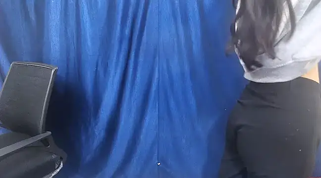 cutie-pie8 online show from 01.30.25