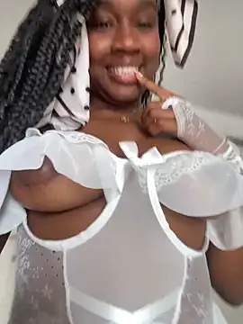 Snapshot of EscorpiLeoncita chatting on 05.30.26 EscorpiLeoncita online show from 05.30.26