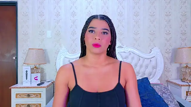 TiaraRosse online show from 09.13.25