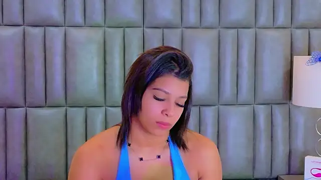 TiaraRosse online show from 02.27.26