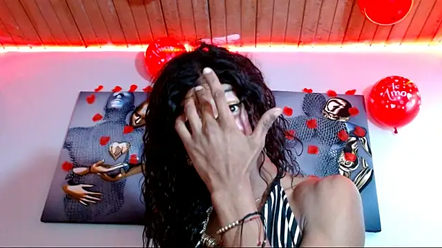 Snapshot of Maidi_ chatting on 02.16.25 Maidi online show from 02.16.25