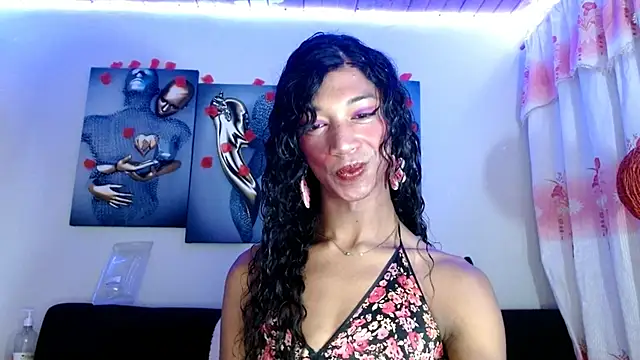 Snapshot of Maidi_ chatting on 02.23.25 Maidi online show from 02.23.25