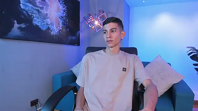 Aaron Scoot online show from 03.07.26