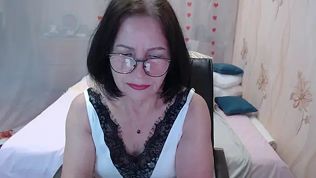 OlgaHottie online show from 10.16.25