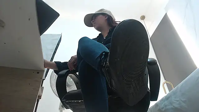 alma fenix online show from 02.13.25