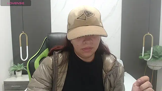 alma fenix online show from 02.14.25