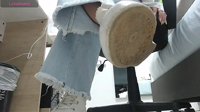 alma fenix online show from 03.14.25