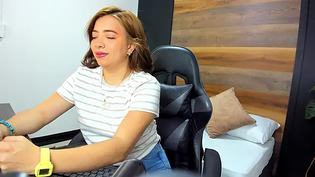 alma fenix online show from 09.20.25