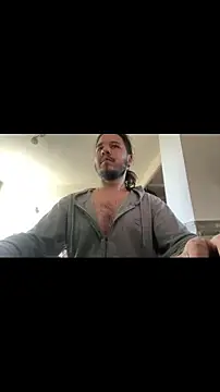 Snapshot of bananahot31 chatting on 11.04.25 bananahot31 online show from 11.04.25