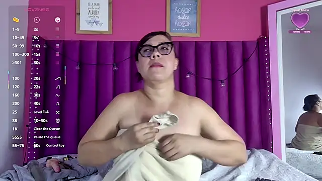 hotlatinateacher online show from 02.06.26