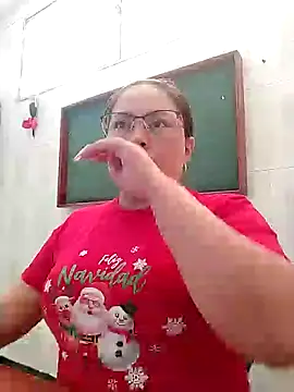 Snapshot of Norve26 chatting on 12.18.24 Norve26 online show from 12.18.24