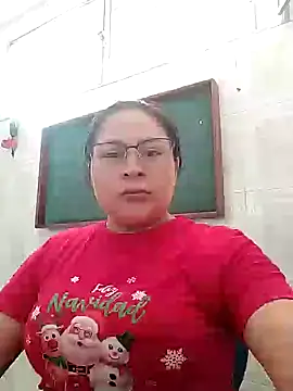 Snapshot of Norve26 chatting on 12.20.24 Norve26 online show from 12.20.24