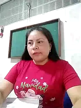 Snapshot of Norve26 chatting on 12.24.24 Norve26 online show from 12.24.24