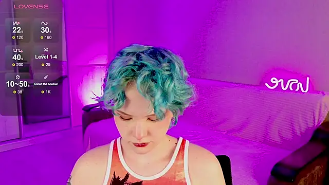 Snapshot of School_Love chatting on 02.12.25 School Love online show from 02.12.25