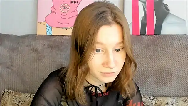 Snapshot of EnigmaSee chatting on 03.16.25 EnigmaSee online show from 03.16.25