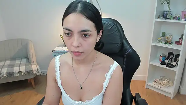  BellaEvans  online show from 02.25.26