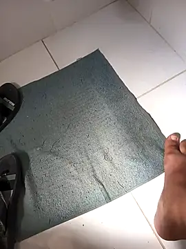 lobomisterioso13 online show from 11.18.25