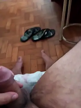 lobomisterioso13 online show from 12.18.25