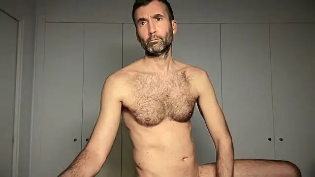 Snapshot of david_spanish chatting on 02.19.25 david spanish online show from 02.19.25