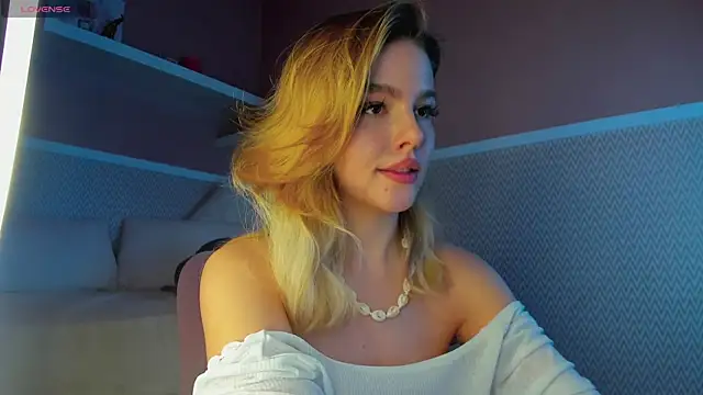 Anna Robinson online show from 01.31.25