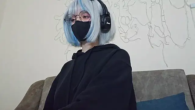 Snapshot of DanaWard chatting on 09.28.25 DanaWard online show from 09.28.25