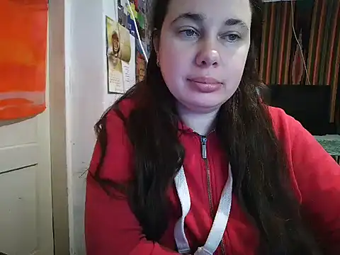 Cora Maro online show from 11.24.25