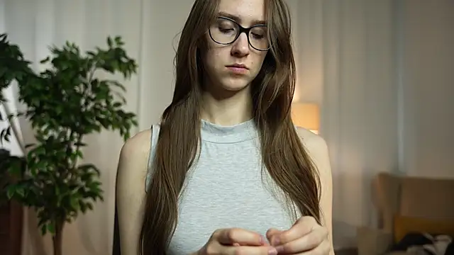 Snapshot of PrincessMononokee chatting on 04.11.26 PrincessMononokee online show from 04.11.26