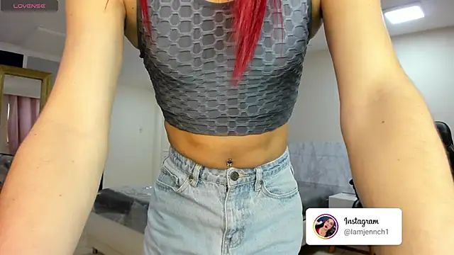 Snapshot of charolbruce_1 chatting on 06.19.26 charolbruce 1 online show from 06.19.26