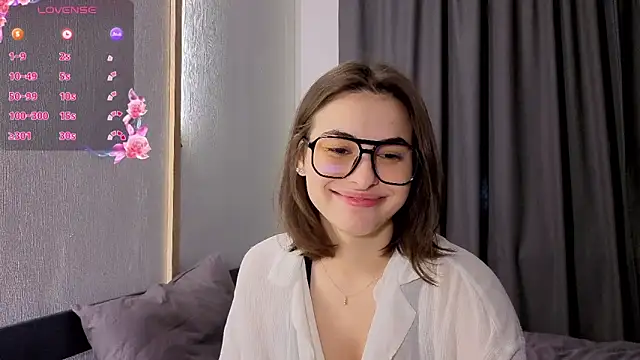 AmiCumOn online show from 10.13.25